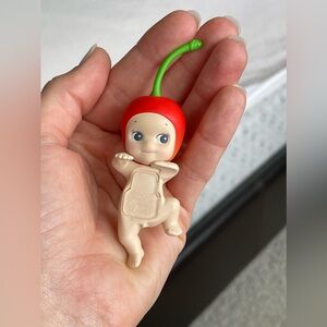 Sonny Angel Cherry Hipper